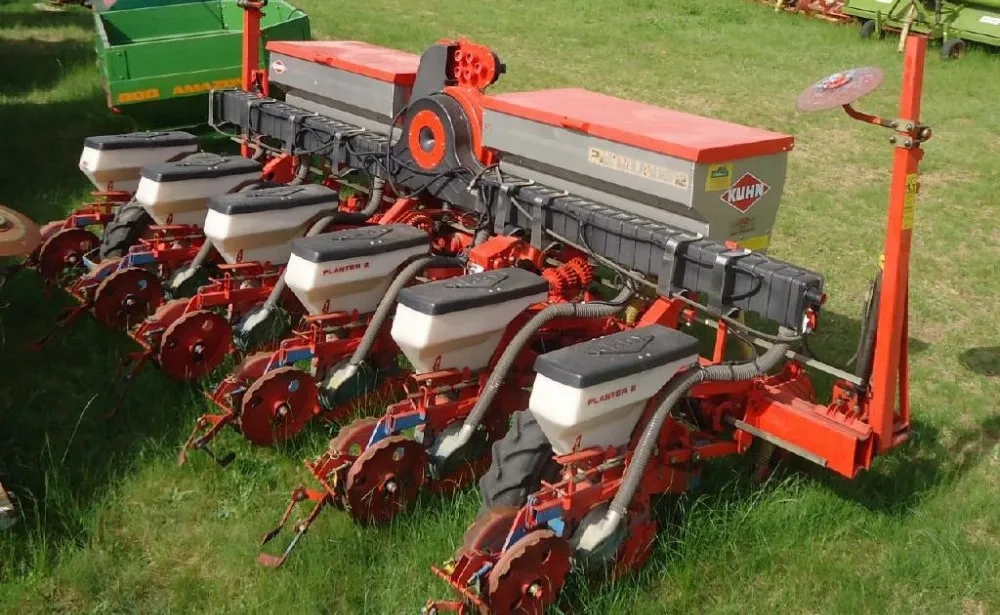 Професійна сівалка KUHN (641).
