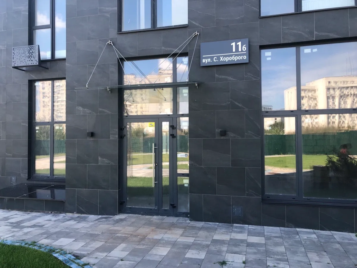 Фасадне приміщення 125 м2 в ЖК Sky Avenue