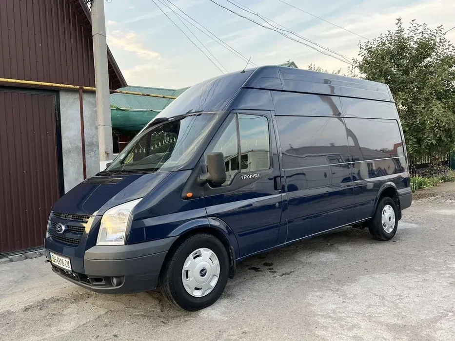 Вантажне таксі.Вантажні перевезення.Доставка