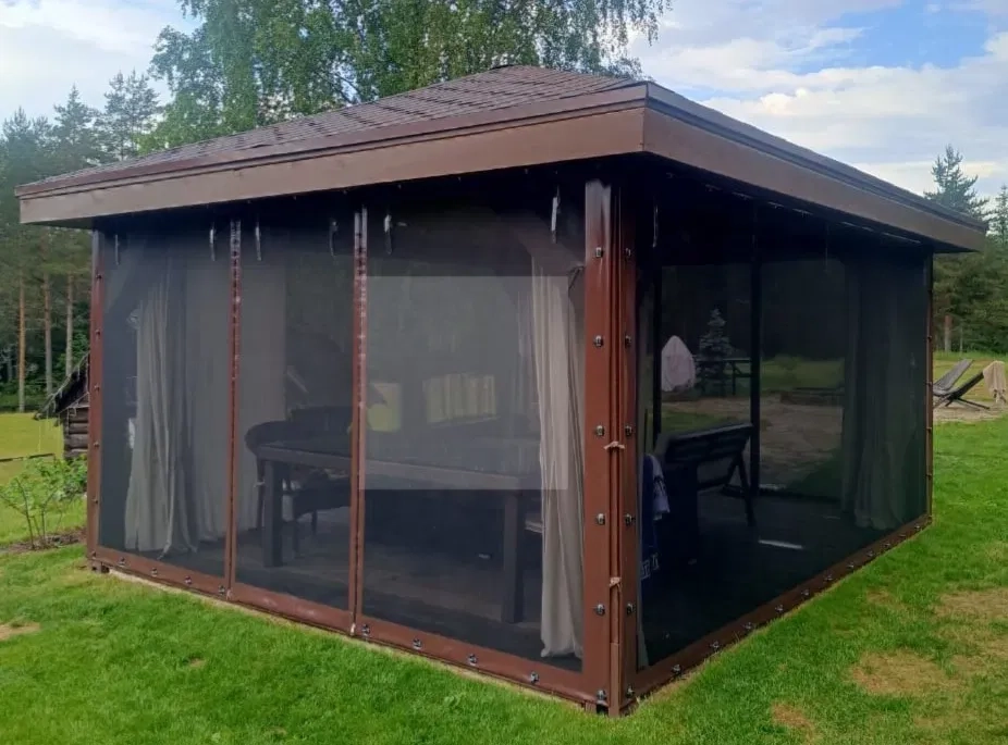 Якісне виготовлення та монтаж тентів і м'яких вікон на ваші тераси та альтанки.