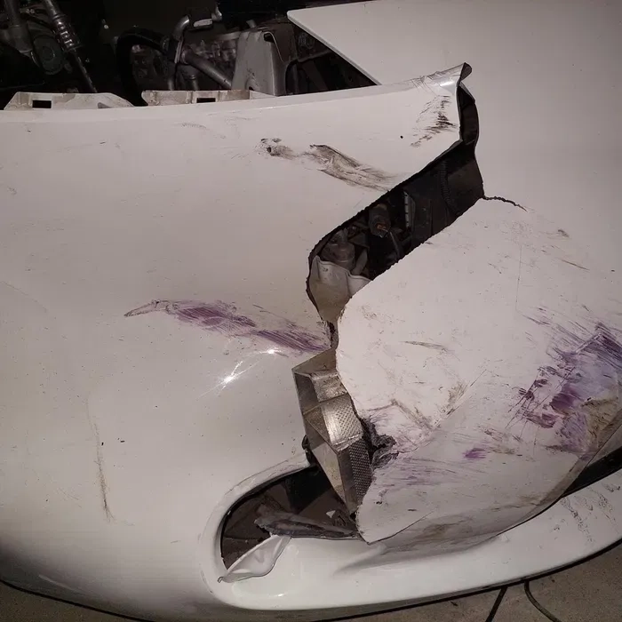 Ремонт бамперів паяння пластику будь-якої складності 211 грн.