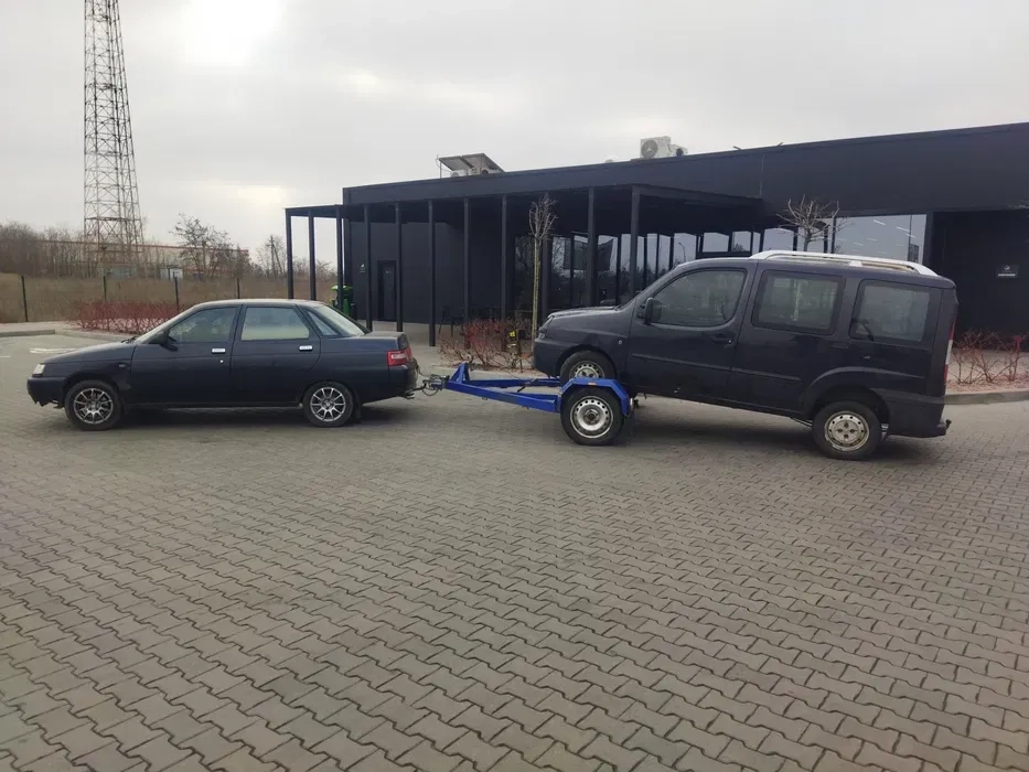 Підкатний візок для евакуації автомобілів.