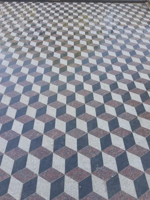 Укладання тротуарної плитки гранітної бруківки. Гарантуємо якість!