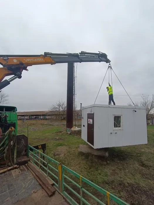 Професійні Послуги Маніпулятора — Ваш Вантаж під Контролем!