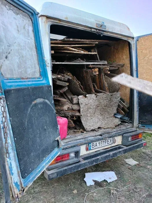 Прибирання будівельного сміття. 24/7. Вивіз сміття після ремонту.