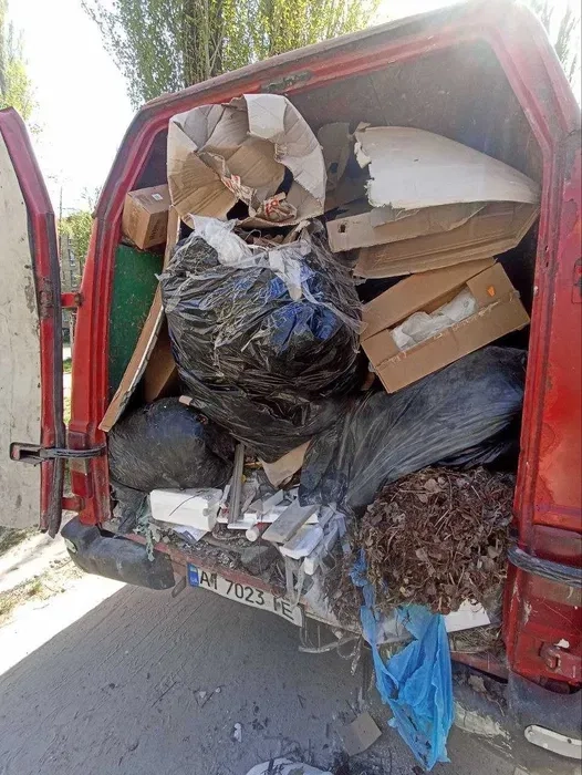 Прибирання будівельного сміття. 24/7. Вивіз сміття після ремонту.