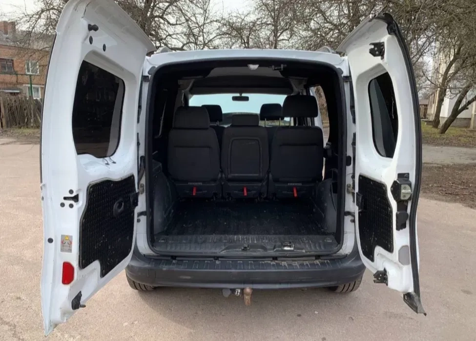 Автомобіль Renault Kangoo 2014 р.в