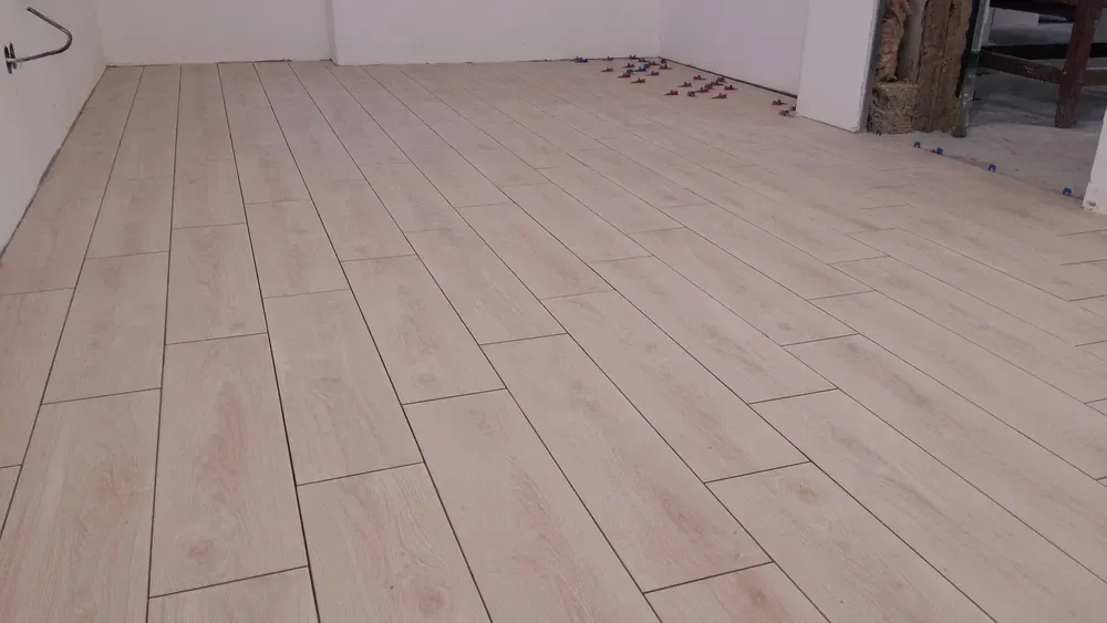 Плиточник, кахельщик, оздоблювальні роботи під ключ