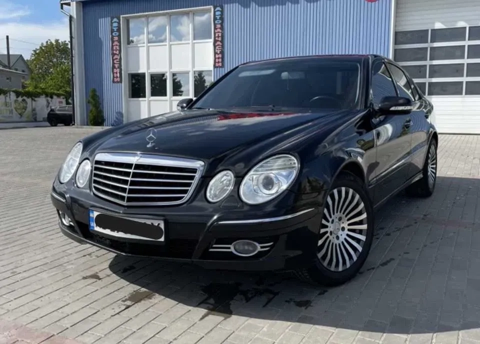 Авто Мерс, Інфініті, SKODA Шкода, Пежо, АУДІ, можливо з правом викупу