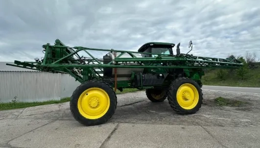 Обприскувач John Deere — готовий до поля