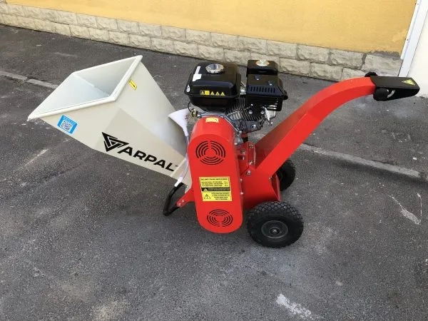 Щепоріз / подрібнювач гілок ARPAL МБ-60БД