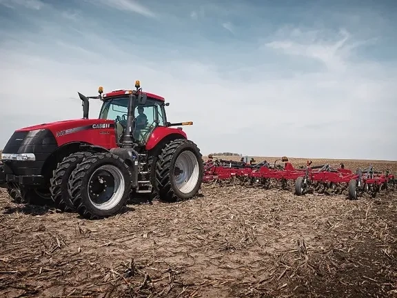 Професійний Трактор CASE IH magnum