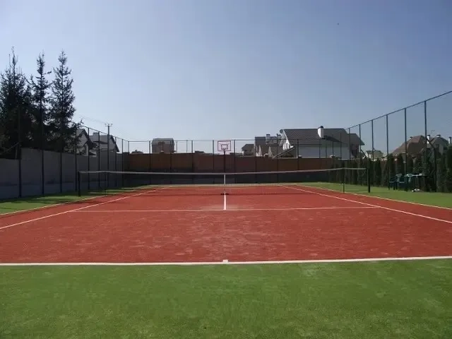 Будівництво тенісного корту під ключ