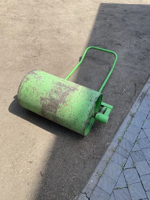 Коток для газону