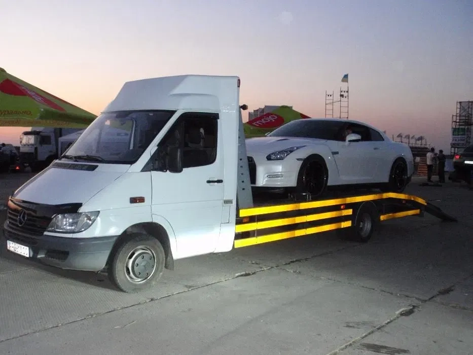 Евакуатор, евакуатор по місту та Україні. Перевезення, буксирування авто