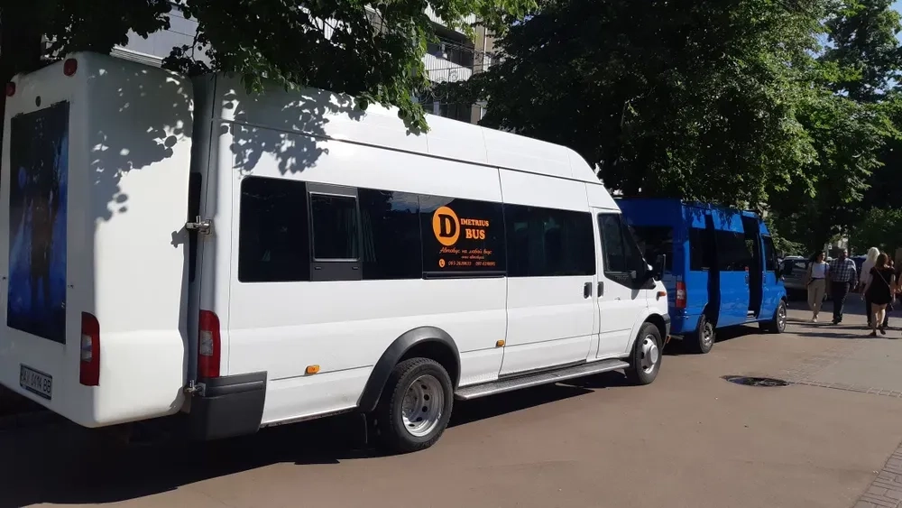 Доставка працівників до місця роботи