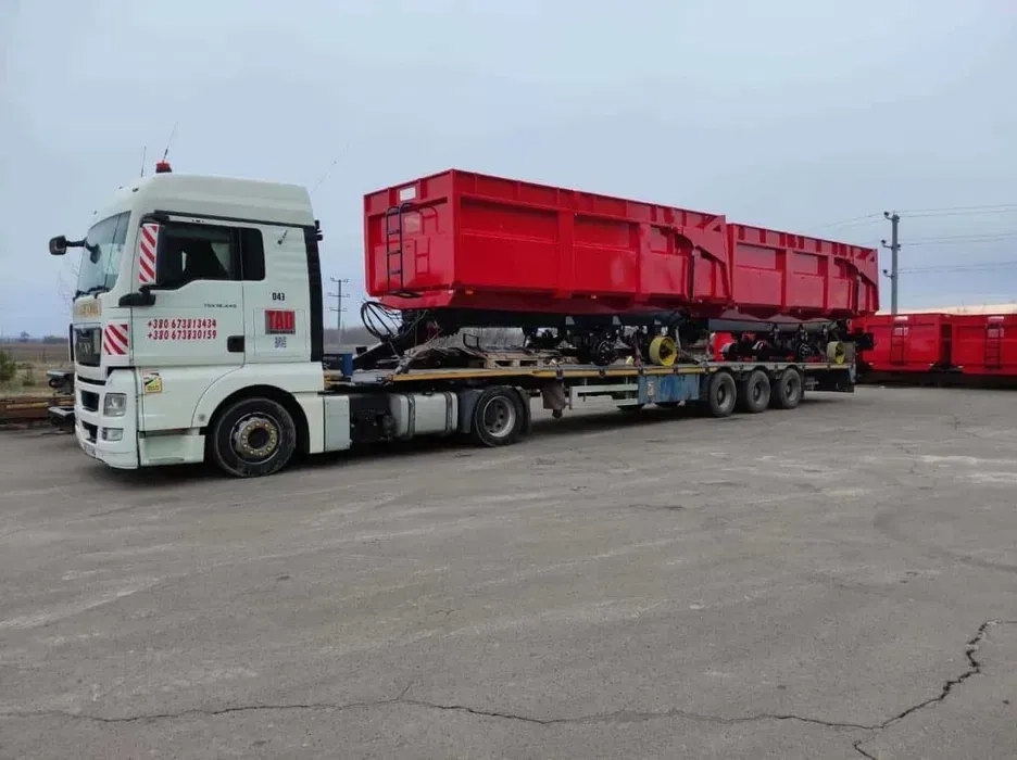 Послуги Тралу. Негабаритні перевезення комбайна, трактора, спецтехніки