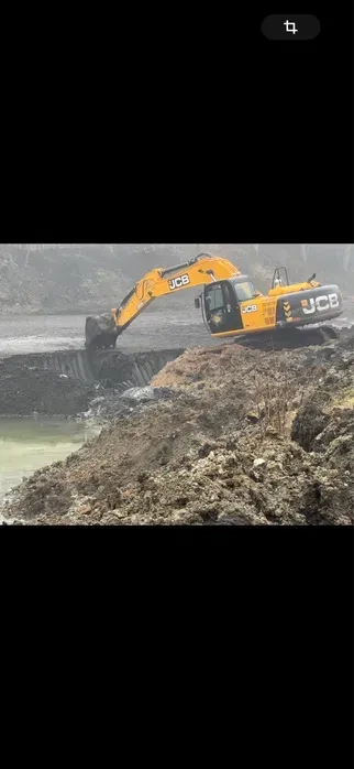 Послуги гусеничного екскаватора JCB JS220