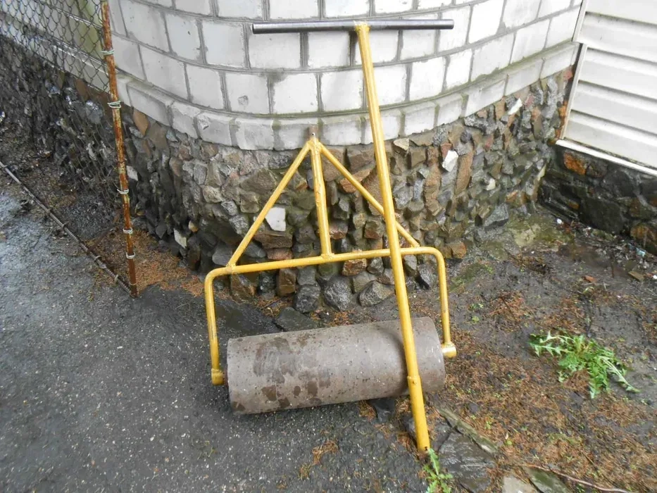 Каток ручний