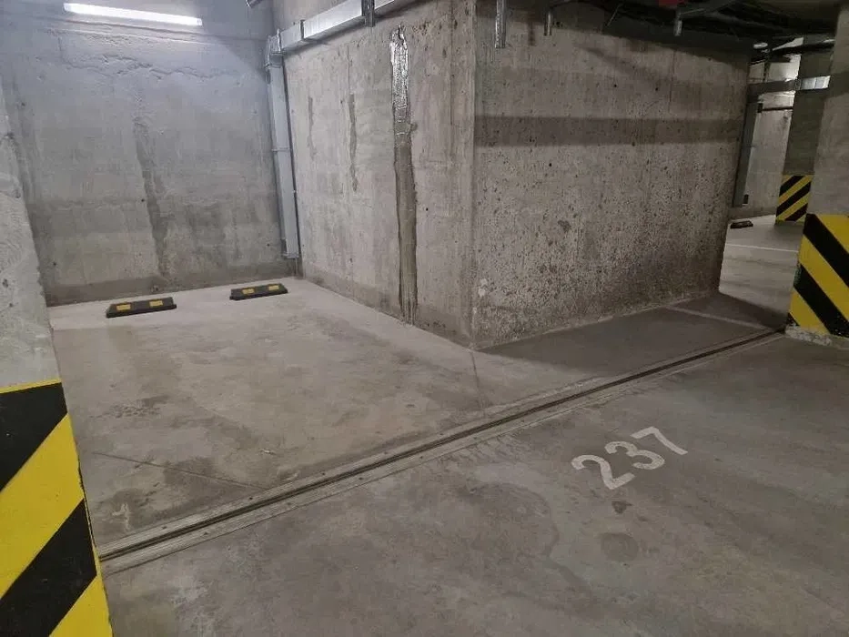 Паркомісце в ЖК “Нивки Парк”– зручно та безпечно