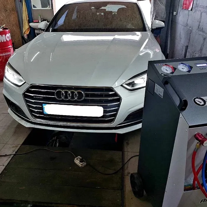 Заправка автокондиционеров профессиональной итальянской установкой