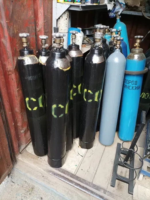 Заправка баллонов углекислотой.кислородом.аргоном баллонов. 350 грн.