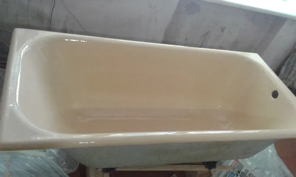 Проводимо реставрацію фарбування ВАНН. Різних Ванн чавуних бляшаних акрилових, душових, піддонів джакузі. Швидко якісно не дорого.