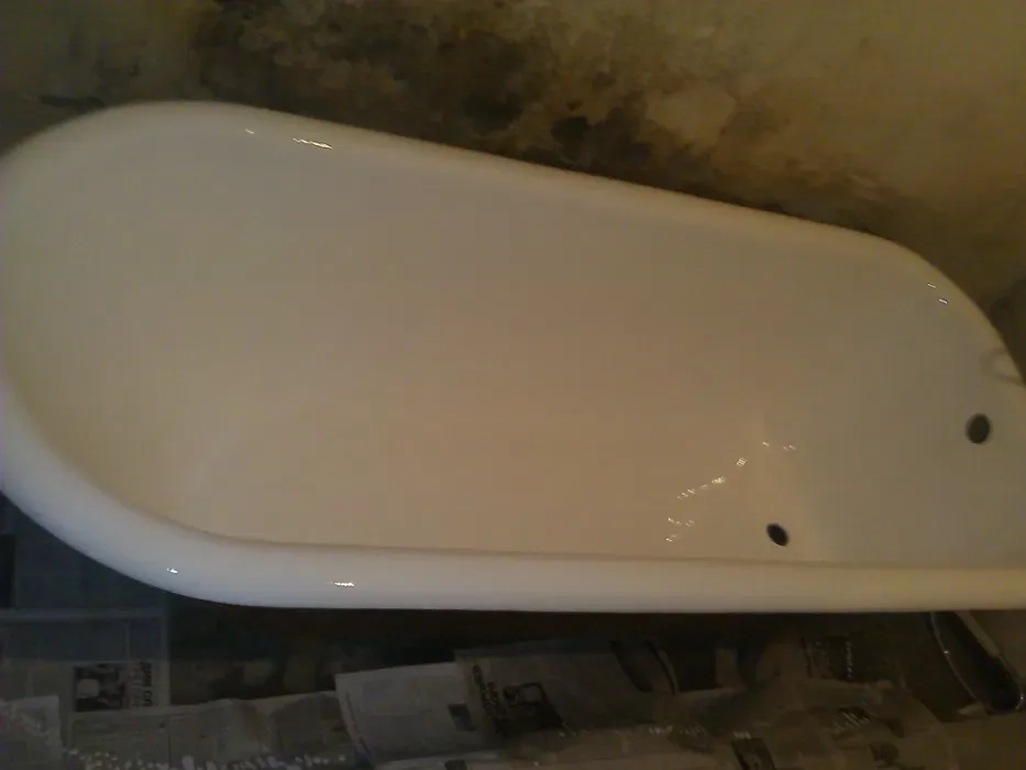 Проводимо реставрацію фарбування ВАНН. Різних Ванн чавуних бляшаних акрилових, душових, піддонів джакузі. Швидко якісно не дорого.