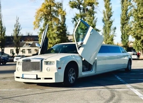013 Лімузин на весілля Rolls-Royce Phantom Tiffani