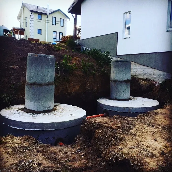 Монтаж септиків, каналізацій вигрібних ям під ключ