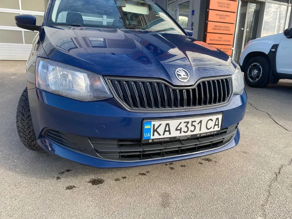 Авто Skoda Fabia 2016р. (довгостороково)