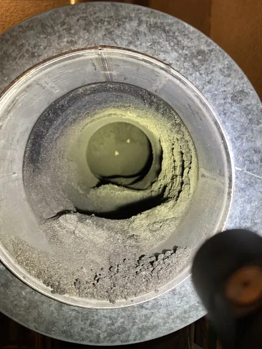 Чистка димоходу, каміна, пічки