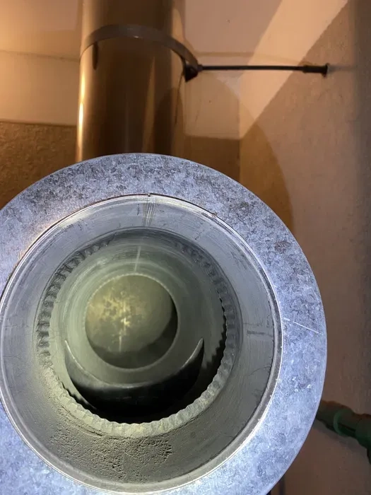 Чистка димоходу, каміна, пічки