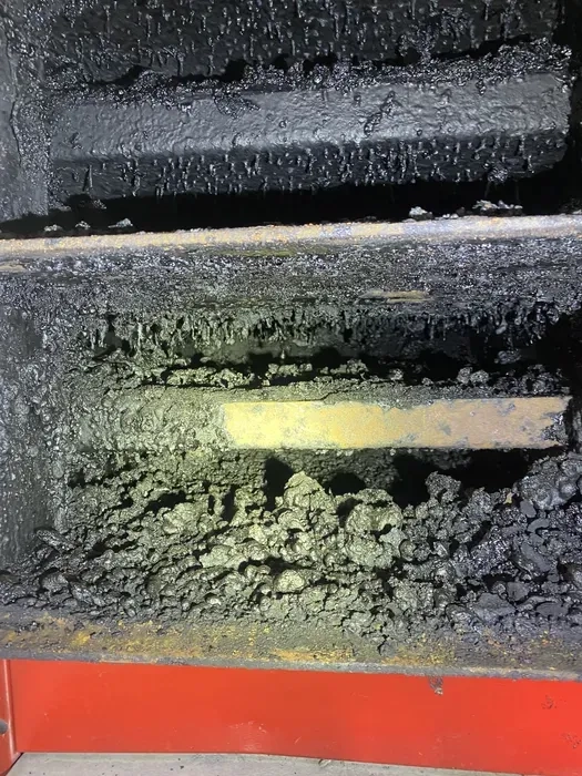 Чистка димоходу, каміна, пічки