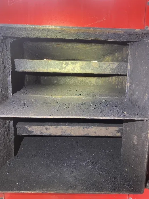 Чистка димоходу, каміна, пічки