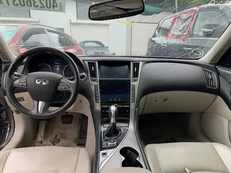 Восстановление систем безопасности авто: ремонт подушек, ремней и разблокировка SRS!