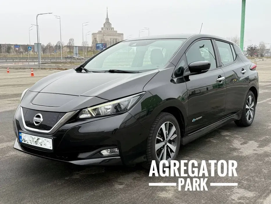 Електромобіль Nissan Life