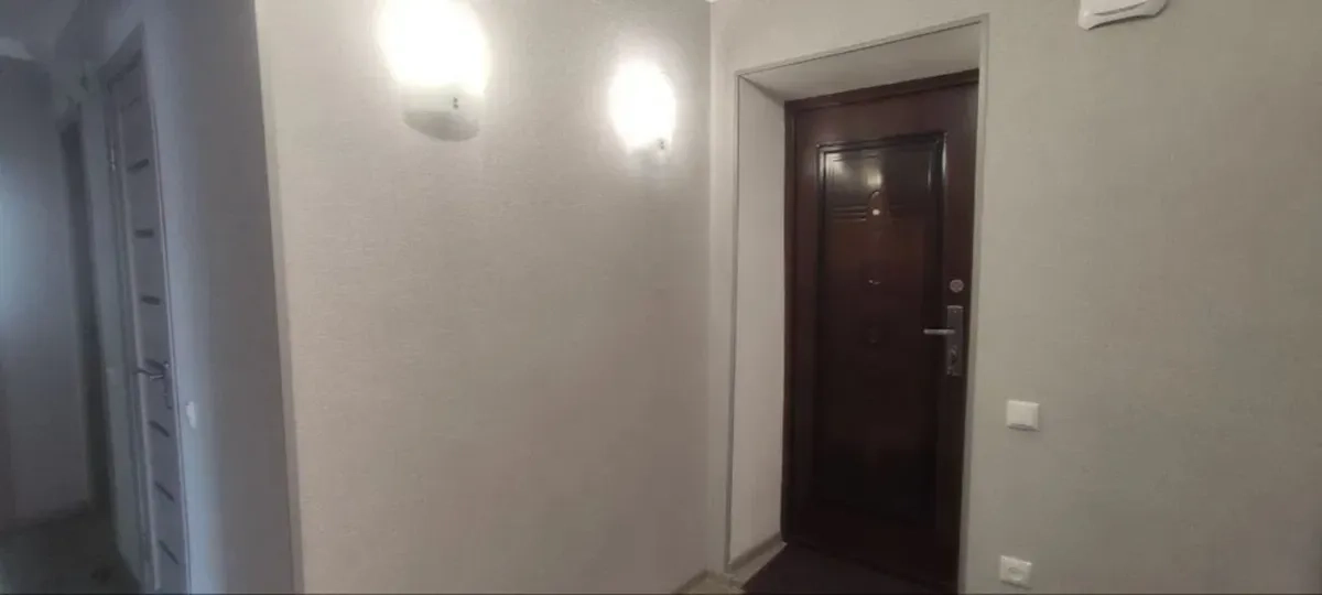 Трикімнатна квартира на Замості