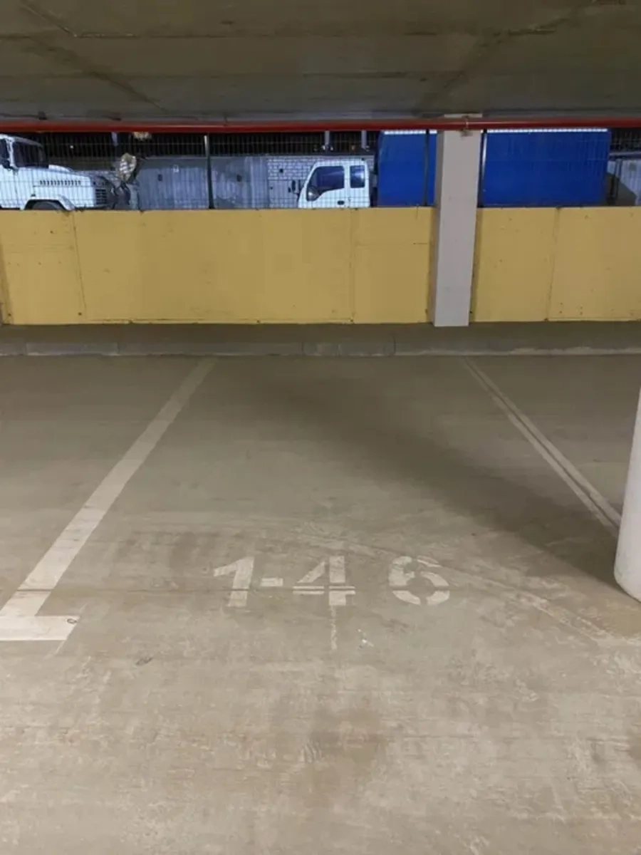 Паркінг ЖК Меридіан. Цілодобова охорона та відеоспостереження.