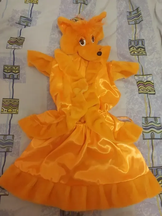 Костюм лисички і плаття сніжинки