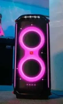 Колонка JBL PartyBox