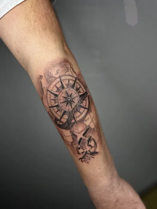 Стерильне тату: Центр, Правий берег