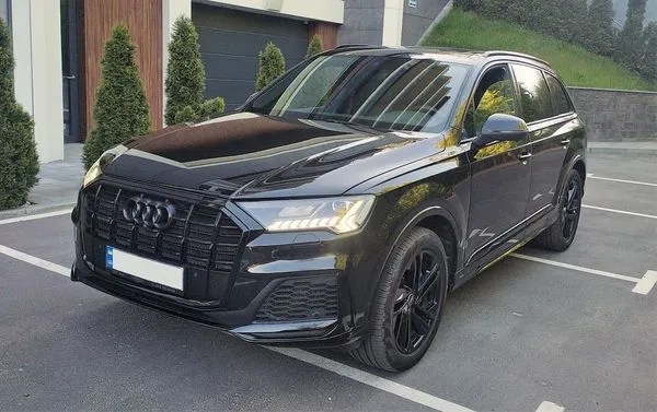 259 Позашляховик на весілля Audi Q7 чорний