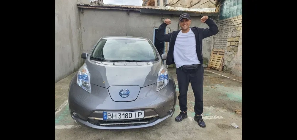 Nissan Leaf 50kwt, 350km, 2 роки і машина Ваша