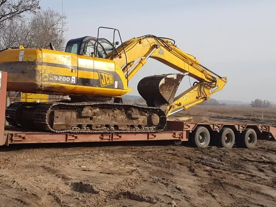 Екскаватор гусеничний ківш 1,4 куба