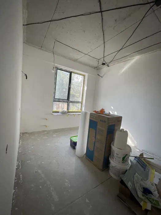 Малярні роботи фарбування стін безповітряним апаратом, виготовлення