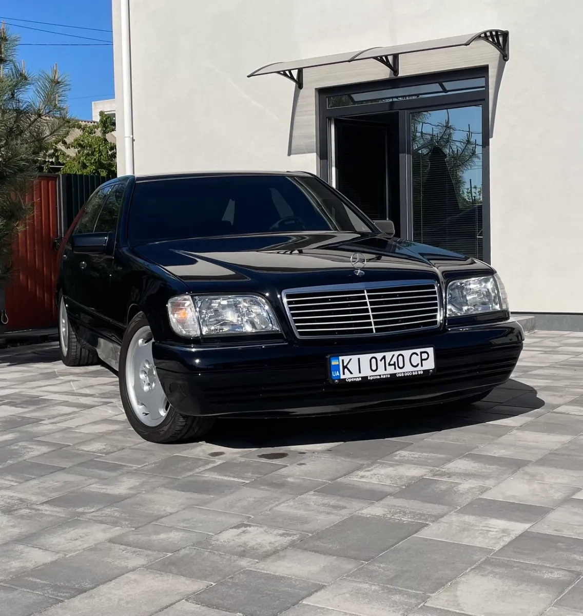 м.Київ,
вул. Садова 49