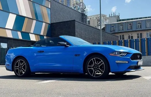 265 Ford Mustang GT без водія подобово 
