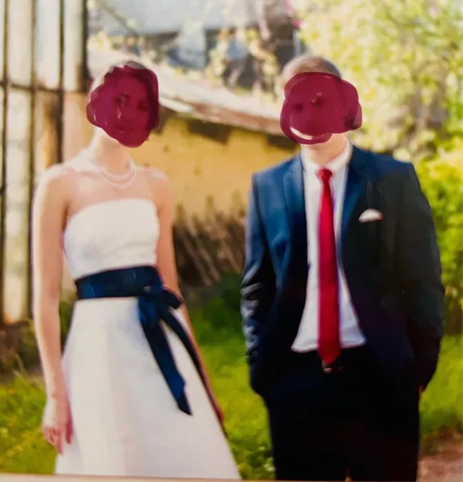 Костюм та сукня для вечірок та весіль