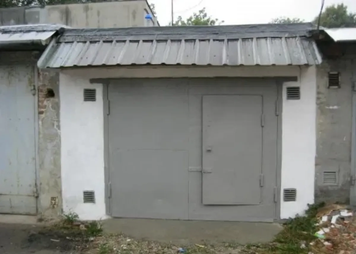 Гараж у центрі кооперативу ГК-9а